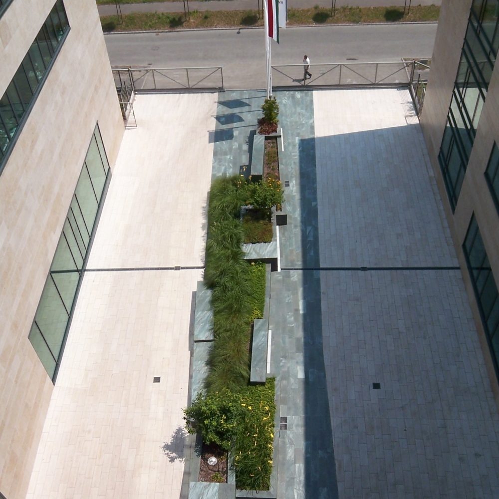 HEC (4)